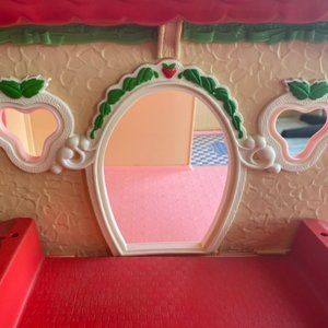 Vtg Strawberry Shortcake Berry Happy Home Doll House PATIO/Deck Door & Windows